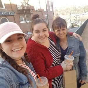 Meet your Posher, Janae